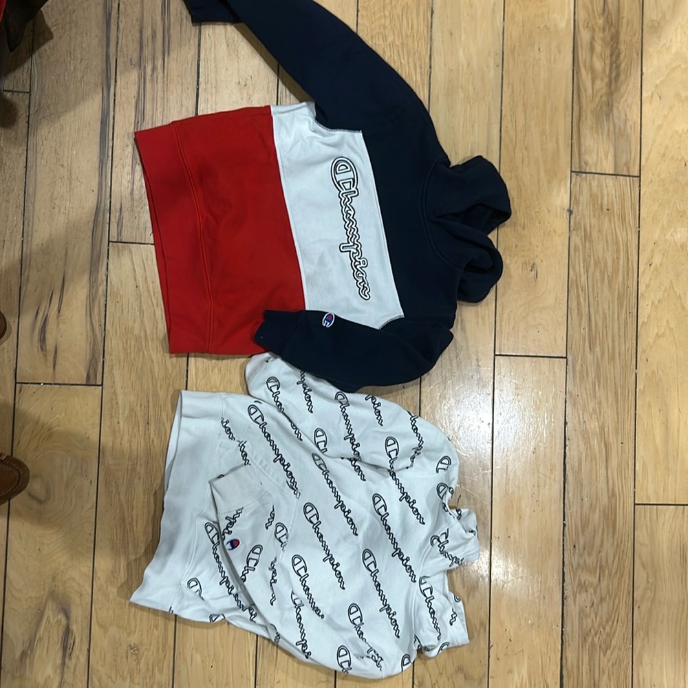 Boys size Small hoodies like new. 1–black and white
1–navy, red whire